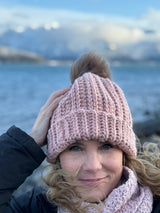 Easy Crochet Beanie Pattern – Knit-Look Ribbed Hat