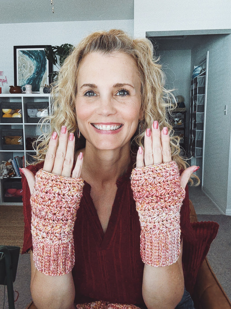 Crochet Fingerless Gloves, Mosaic Crochet Star Stitch Fingerless Gloves Pattern, Multiple Sizes (PDF Pattern)